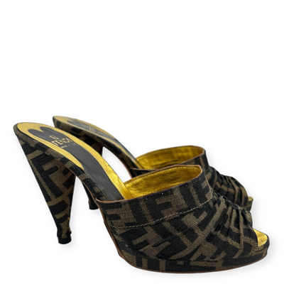 Mules-Great Labels Santa Monica